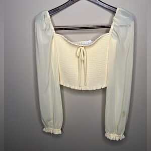 Women’s Aritzia Wilfred Butter Yellow Summer smock blouse. Size Small